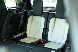 Land Rover Discovery Sport D180 SE R-Dynamic 2020 года  (JP)